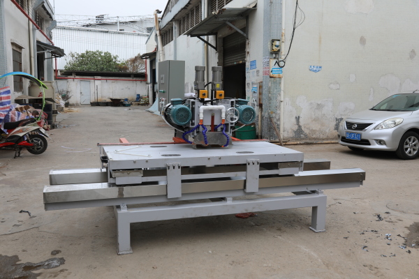 巖板數(shù)控雙刀橋切割機(jī)